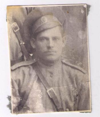 Описание: D:\фото ст. Казаки 1914-17 гг\001.jpg